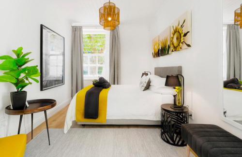 Newlands Casa | Hamlet New Quiet Central Live Like A Local