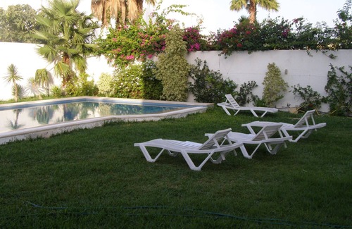 Yasmine Villa | Yasmine Hammamet: Espléndida casa grande con piscina privada y gran jardín