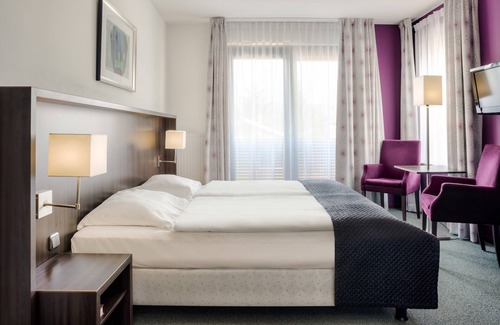 Ruurlo Hotel | Hampshire Avenarius