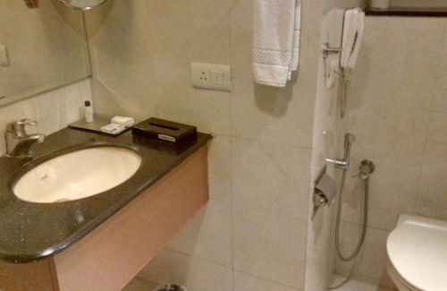 Hyderabad Hotel | Hampshire Plaza Hyderabad