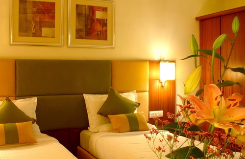 Hyderabad Hotel | Hampshire Plaza Hyderabad