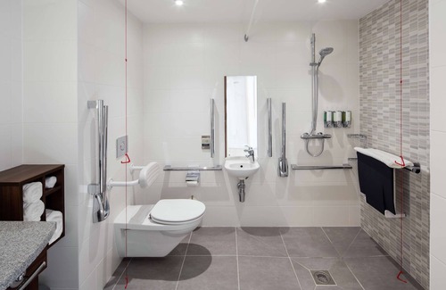 Belfast Central District Hotel | Hampton by Hilton Belfast City Centre