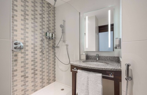 Al Barsha 1 Hotel | Hampton by Hilton Dubai Al Barsha