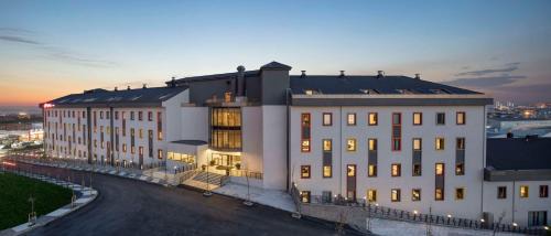Arnavutkoy Hotel | Hampton By Hilton Istanbul Airport, Arnavutkoy