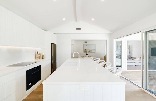 Killcare Heights Casa | 'Hampton Heights' by Accom Holidays