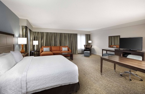West Palm Beach Hotel | Hampton Inn by Hilton West Palm Beach Central Airport