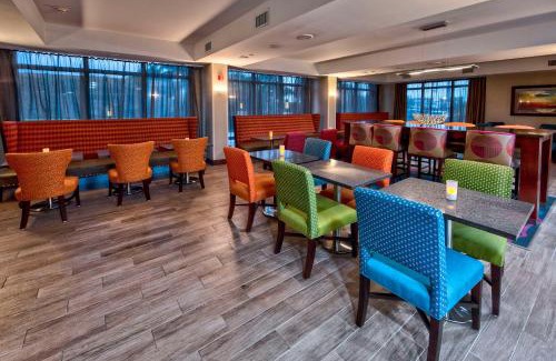 Davenport Hotel | Hampton Inn Orlando-Maingate South