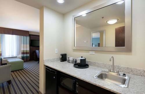 Adairsville Hotel | Hampton Inn & Suites Adairsville-Calhoun Area