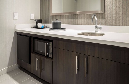 Martinsville Hotel | Hampton Inn & Suites Bridgewater
