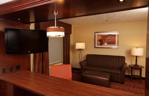 Fargo Hotel | Hampton Inn & Suites by Hilton Fargo Medical Center