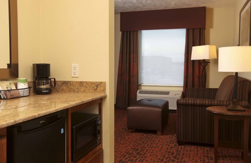 Fargo Hotel | Hampton Inn & Suites by Hilton Fargo Medical Center
