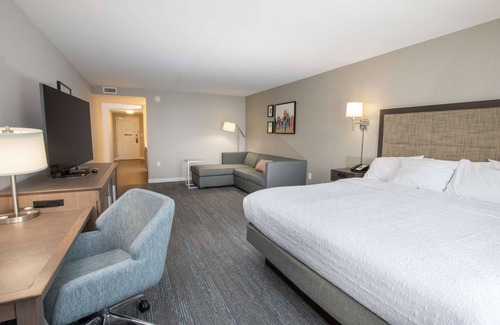 Roselawn Finance Hotel | Hampton Inn & Suites Cincinnati / Kenwood