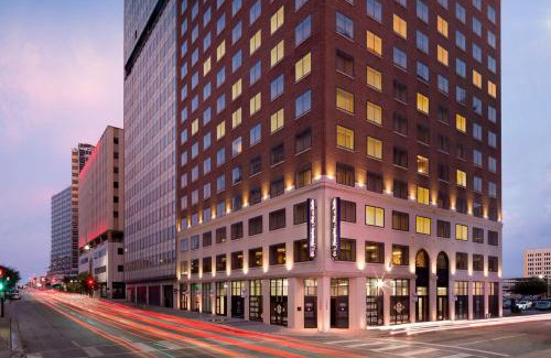 Downtown Dallas Hotel | Hampton Inn & Suites Dallas Downtown