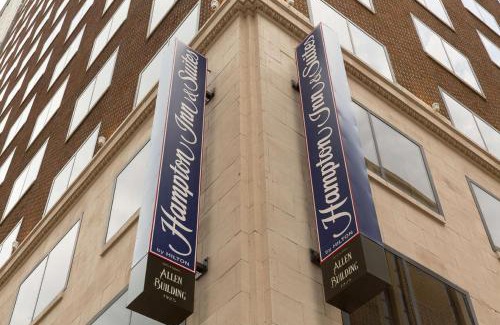 Downtown Dallas Hotel | Hampton Inn & Suites Dallas Downtown