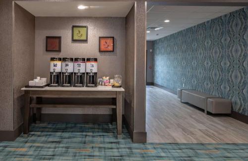 Plano Hotel | Hampton Inn & Suites Dallas/Plano Central