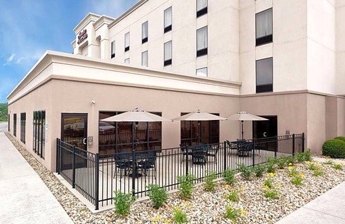 Mercer Hotel | Hampton Inn & Suites Grove City