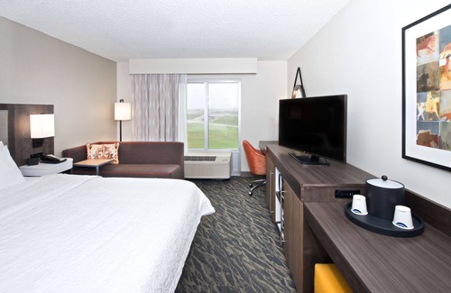 Tarrant County Hotel | Hampton Inn & Suites N. Ft. Worth-Alliance Airport