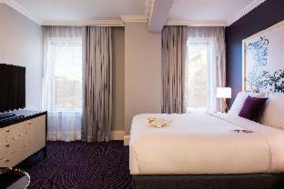Central Business District Hotel | Hampton Inn & Suites New Orleans Canal St. French Quarter