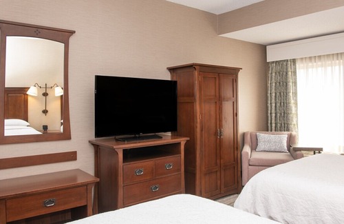 Victor Hotel | Hampton Inn & Suites Rochester/Victor