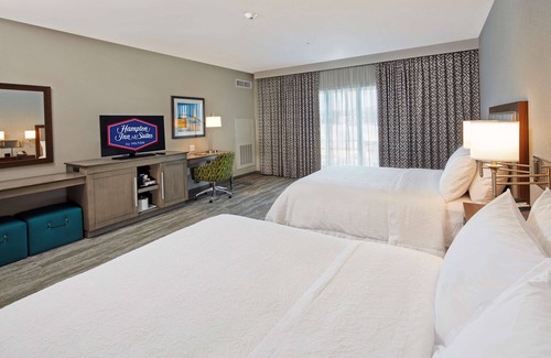 East Sacramento Hotel | Hampton Inn & Suites Sacramento at Csus
