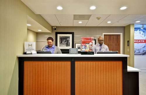 White Station Hotel | Hampton Inn & Suites Memphis-Shady Grove