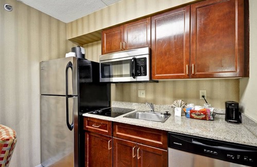 White Station Hotel | Hampton Inn & Suites Memphis-Shady Grove