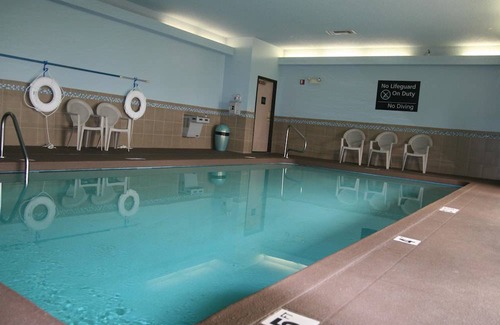 Olathe Hotel | Hampton Inn Olathe