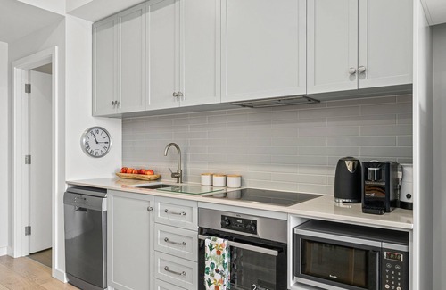 Moana Apartamento | Hamptons by the Beach ~ Moana - Brand New 2 Bed Coastal Apartment 50m from the Sea