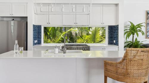 Yamba Casa | Hamptons House - Stylish Waterfront