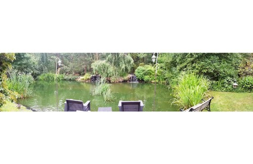 Leonards Apartamento | Hamptons Studio with private entrance, bathroom, BBQ & patio in gated estate.