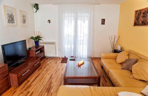Vintijan Casa | Hana House Pula