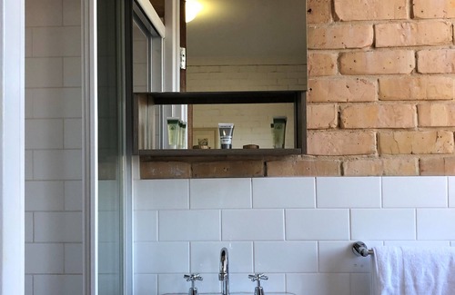 Mayfield Hotel | Hanbury Lodge
