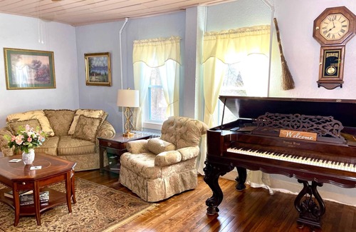 Pittsfield Casa | Hancock Village Inn at Jiminy Peak