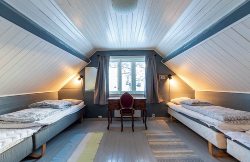 Sauda Cabina | Handeland Lodge I Surranded by raw nature along Norway's Scenic Tourist Road