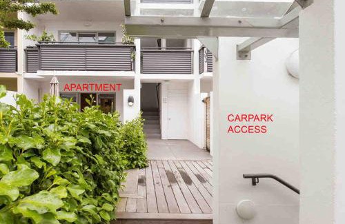 Merivale Apartamento | Handy CBD Covered Free Parking Gym 2 Bdrm