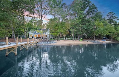 Mayhew Casa | Hanesbee Escape
