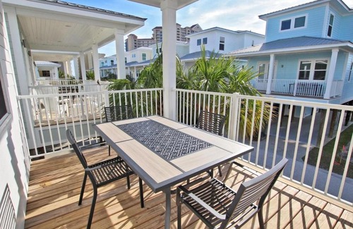 Gulf Shores Casa | Hang 10 East Point Cottages Unit H by Youngs Suncoast
