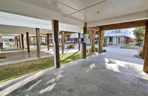 Gulf Shores Casa | Hang 10 East Point Cottages Unit H by Youngs Suncoast