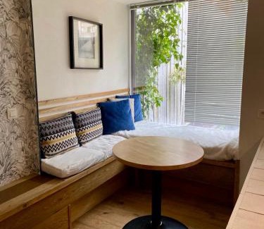 Menen Apartamento | Hangar 336