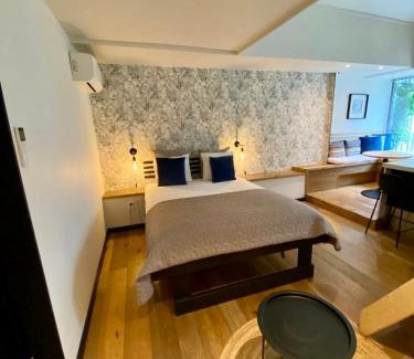 Menen Apartamento | Hangar 336