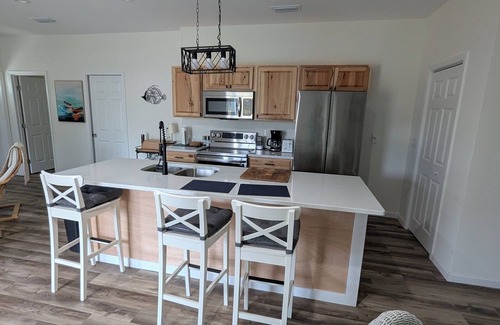 Port St. Joe Casa | Hangar Hideaway - Stay at a grass runway