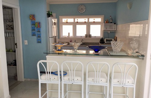 Vista Linda Condominio | Condominio HangaRoa - Bertioga - Belíssima Casa para familia, confort y seguridad