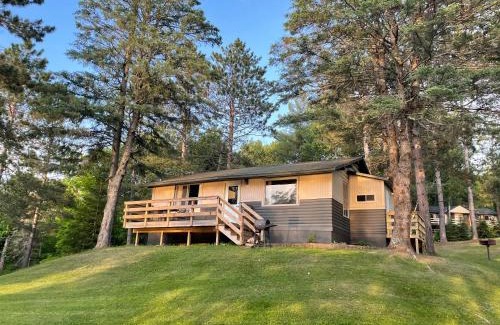 Barnum Cabina | Hanging Horn Lakeside Resort