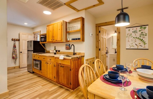 Tyro Apartamento | Hanging Rock Cabin -