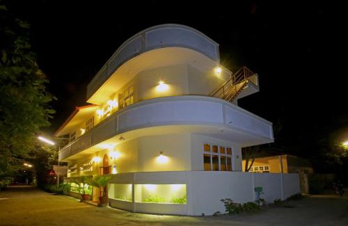 Dharavandhoo Casa | Hanifaru Transit Inn