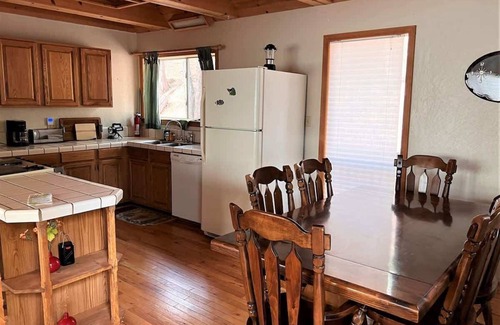 Cold Springs Casa | Hank`s Pinecrest Chalet