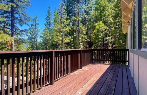 Cold Springs Casa | Hank`s Pinecrest Chalet