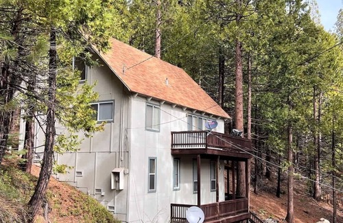 Cold Springs Casa | Hank`s Pinecrest Chalet