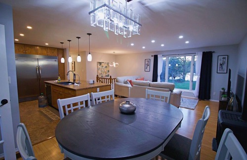 Quinte West Casa | Hanna’s Paradise - A Cozy Private Getaway