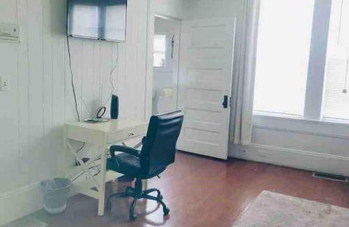 Thomaston Casa | Hannah House South Cozy country living near the city